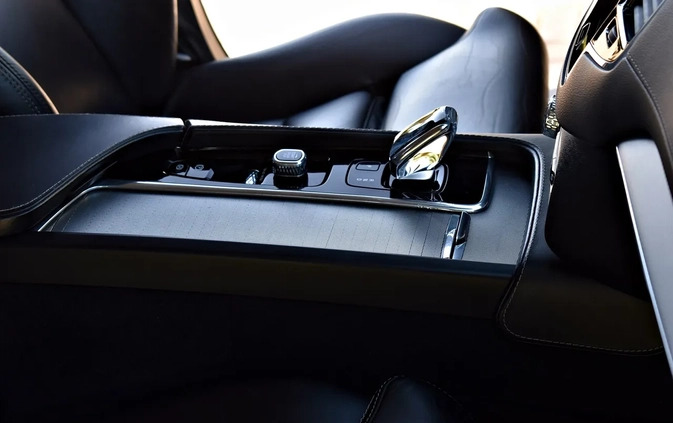 Volvo XC 90 cena 159900 przebieg: 134673, rok produkcji 2019 z Tykocin małe 781